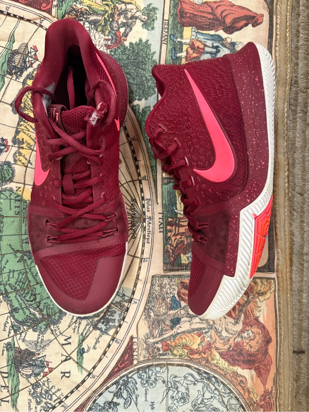 Nike  Maroon/Pink Athletic Shoe